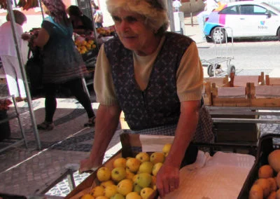 (83) Ricardina Leal